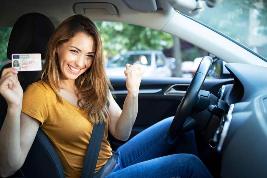 Driving Lessons 101: The Ultimate Guide for New Drivers